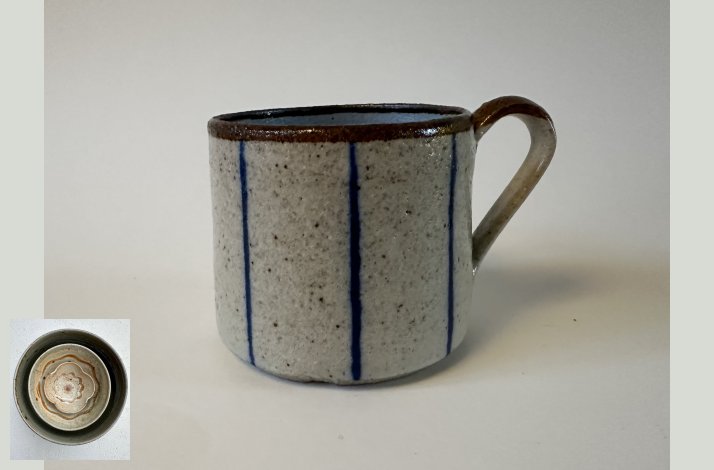 Lysebl kopper med striber